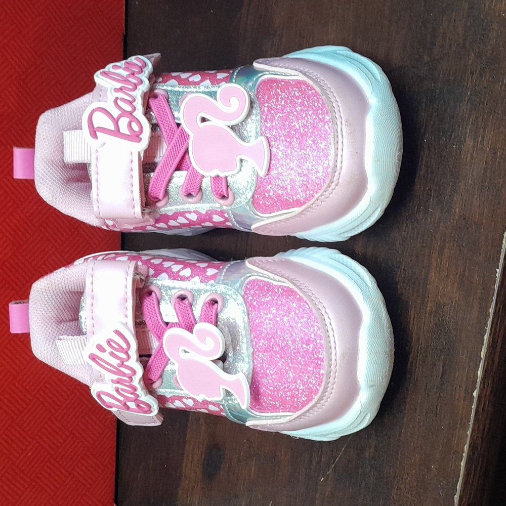 Barbie Toddler 7 Girls Pink Light Up Velcro Sneakers - Picture 3 of 5